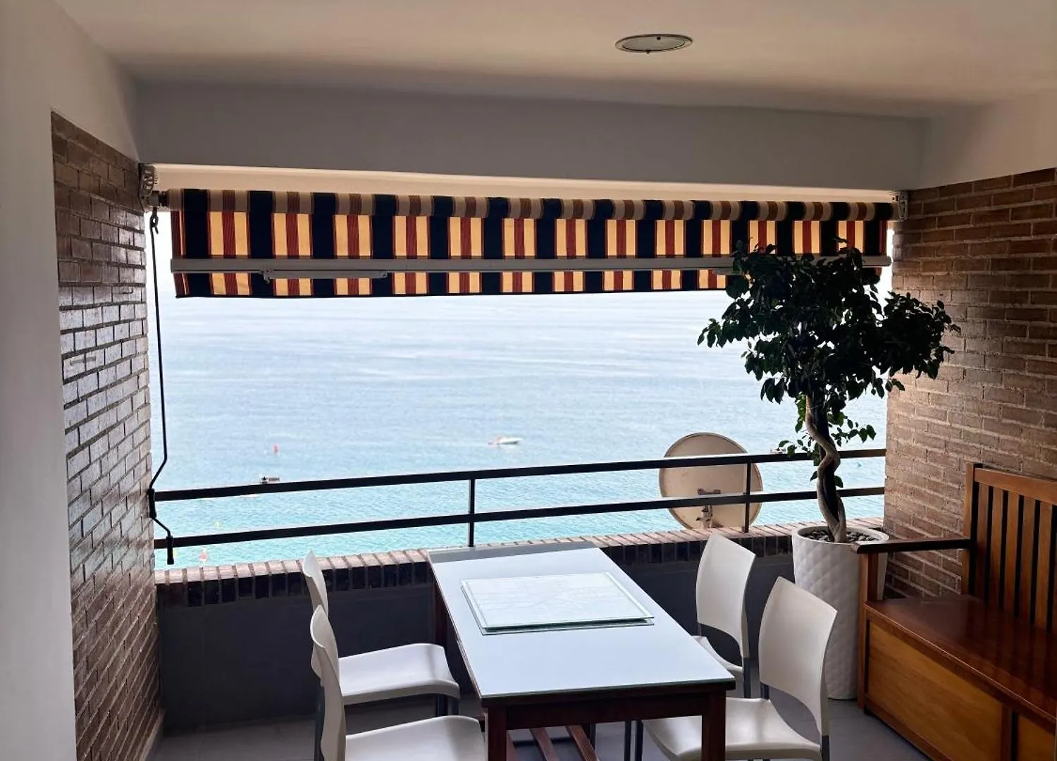 Apartamento Isabella Beach Almunecar 0*,  Spain